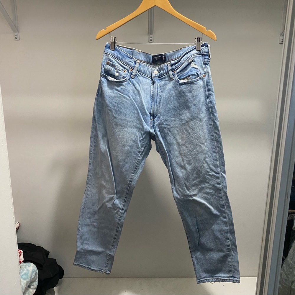 Men's Light Blue Jeans